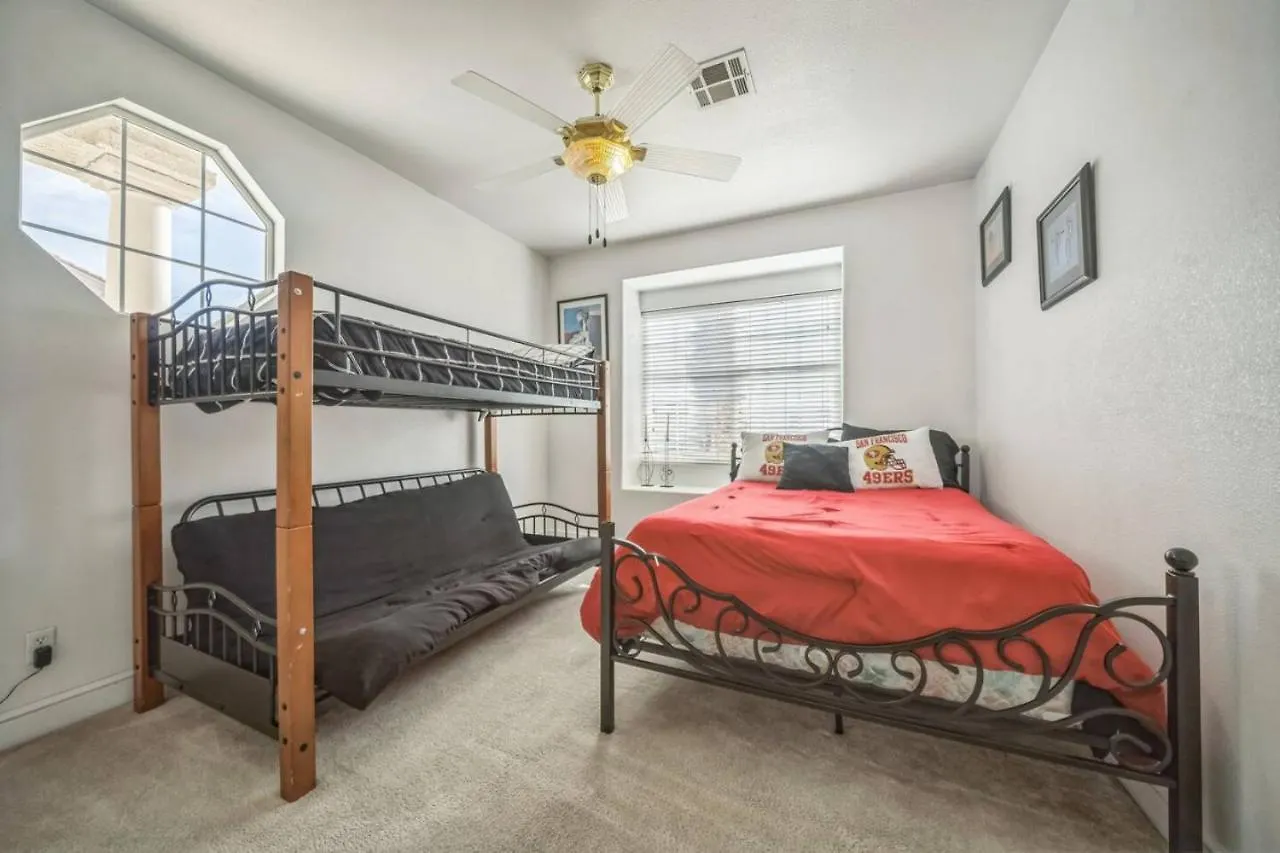 Semesterbostad 466 Massive 5 Bedroom Close To The Strip Las Vegas