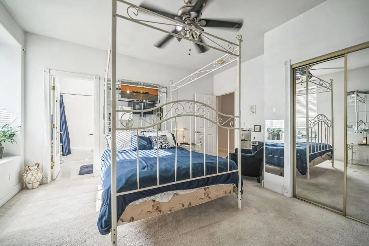 466 Massive 5 Bedroom Close To The Strip Las Vegas Semesterbostad