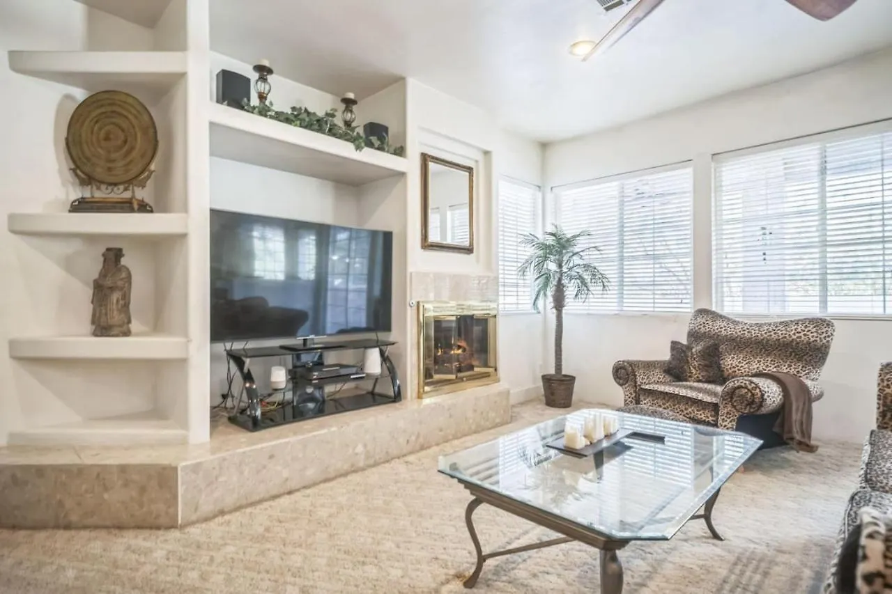 466 Massive 5 Bedroom Close To The Strip Las Vegas